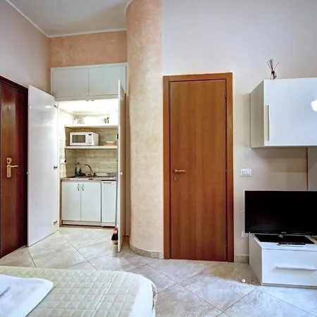 Apartman Milanrentals - Lecco 11